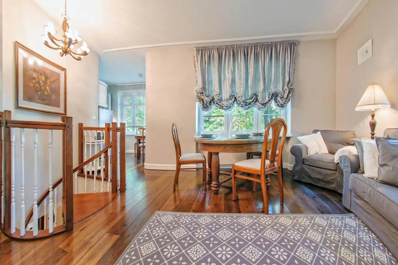 Apartamenty Sun&Snow Dębowa Sopot 0*,